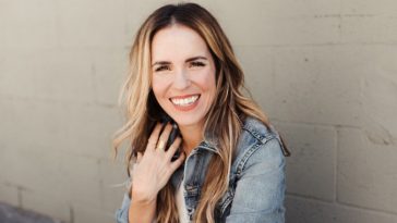 Rachel Hollis